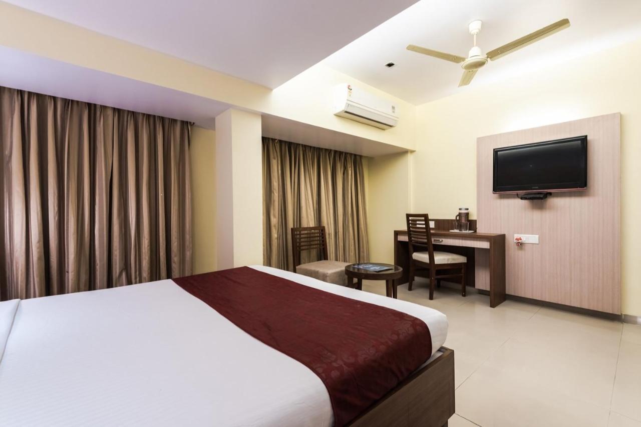Hotel Aishwarya Residency Navi Mumbai Luaran gambar